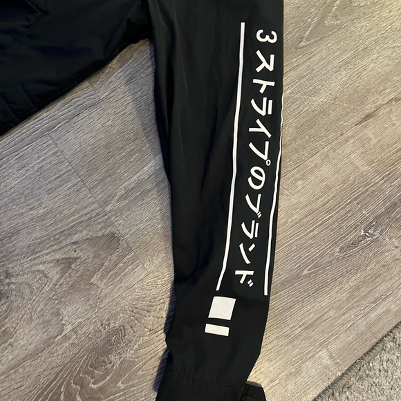 Adidas ORIGINALS UTILITY JACKET - Picture 9 of 10